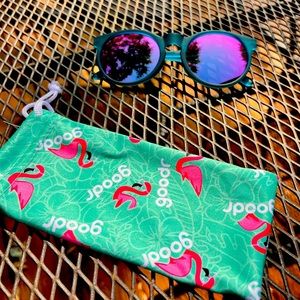 Circle goodr sunglasses “I picked these myself”